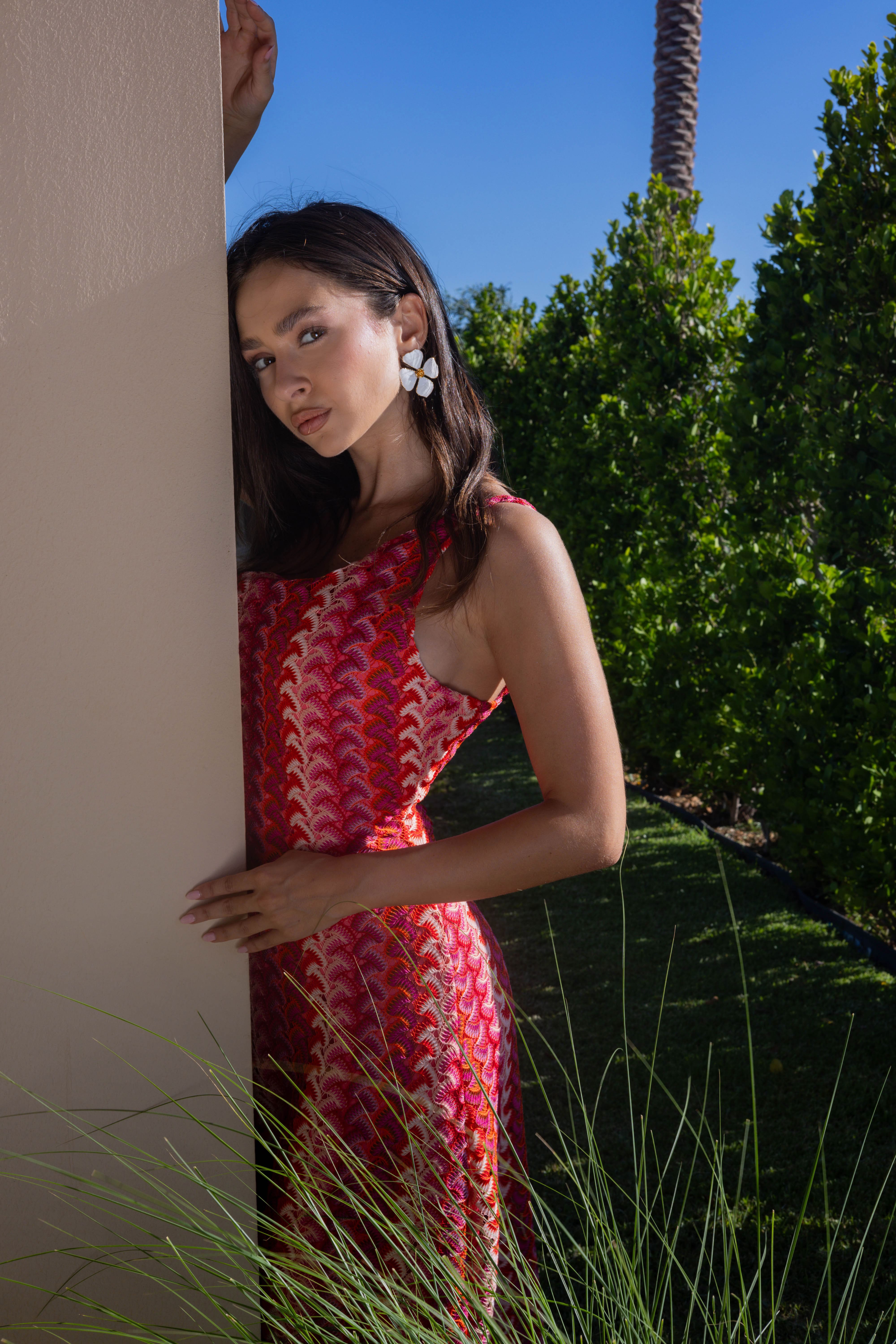 One-Shoulder Wave Knit Dress