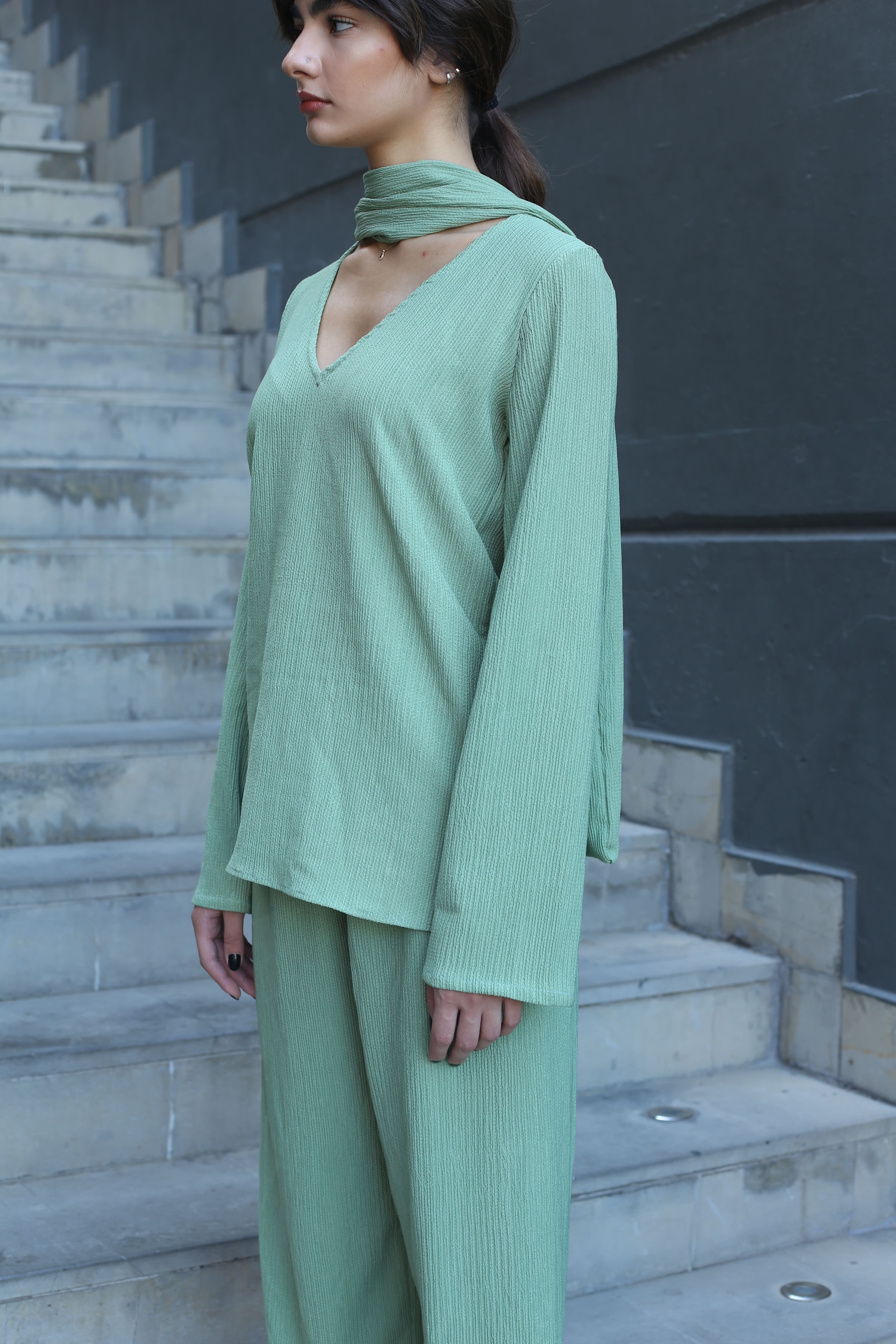 Green Flowy Ensemble