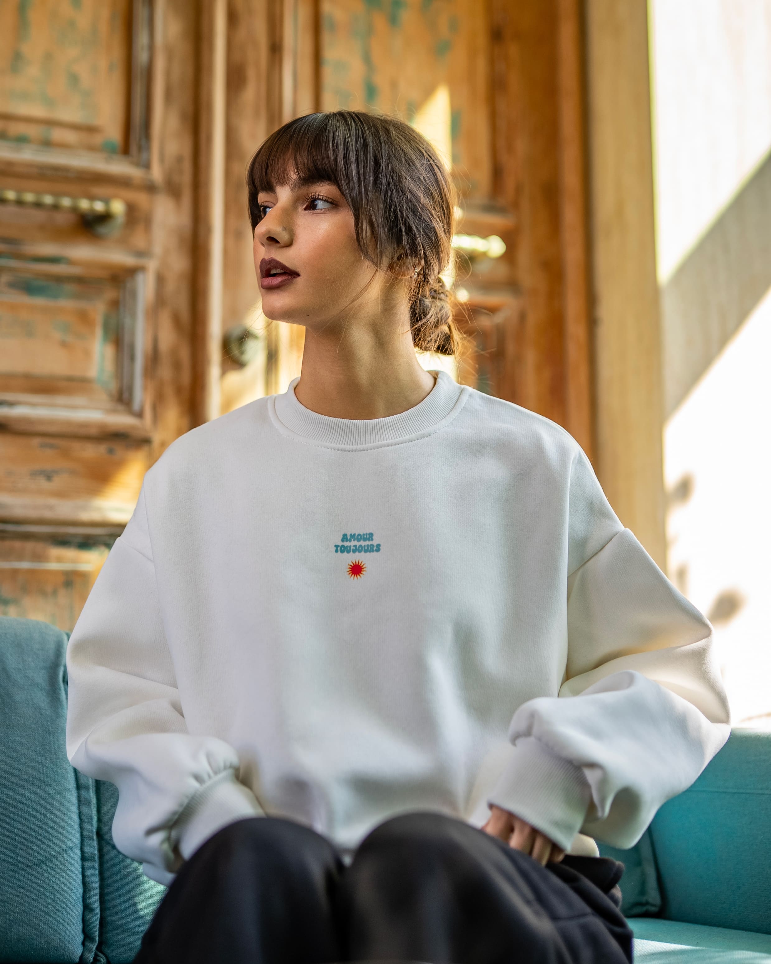 White Sweatshirt - AMOUR TOUJOURS