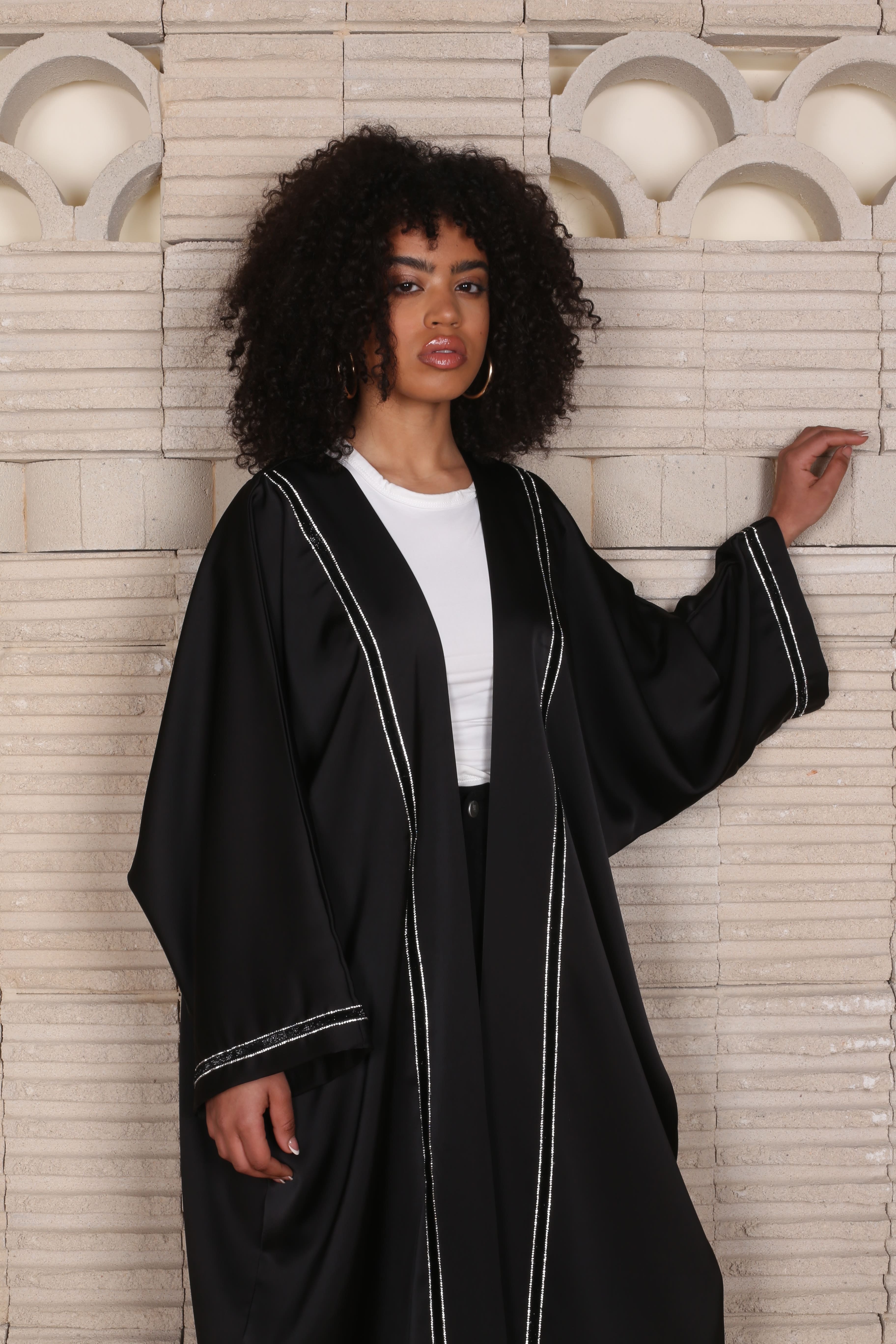 Noir Essence Abaya