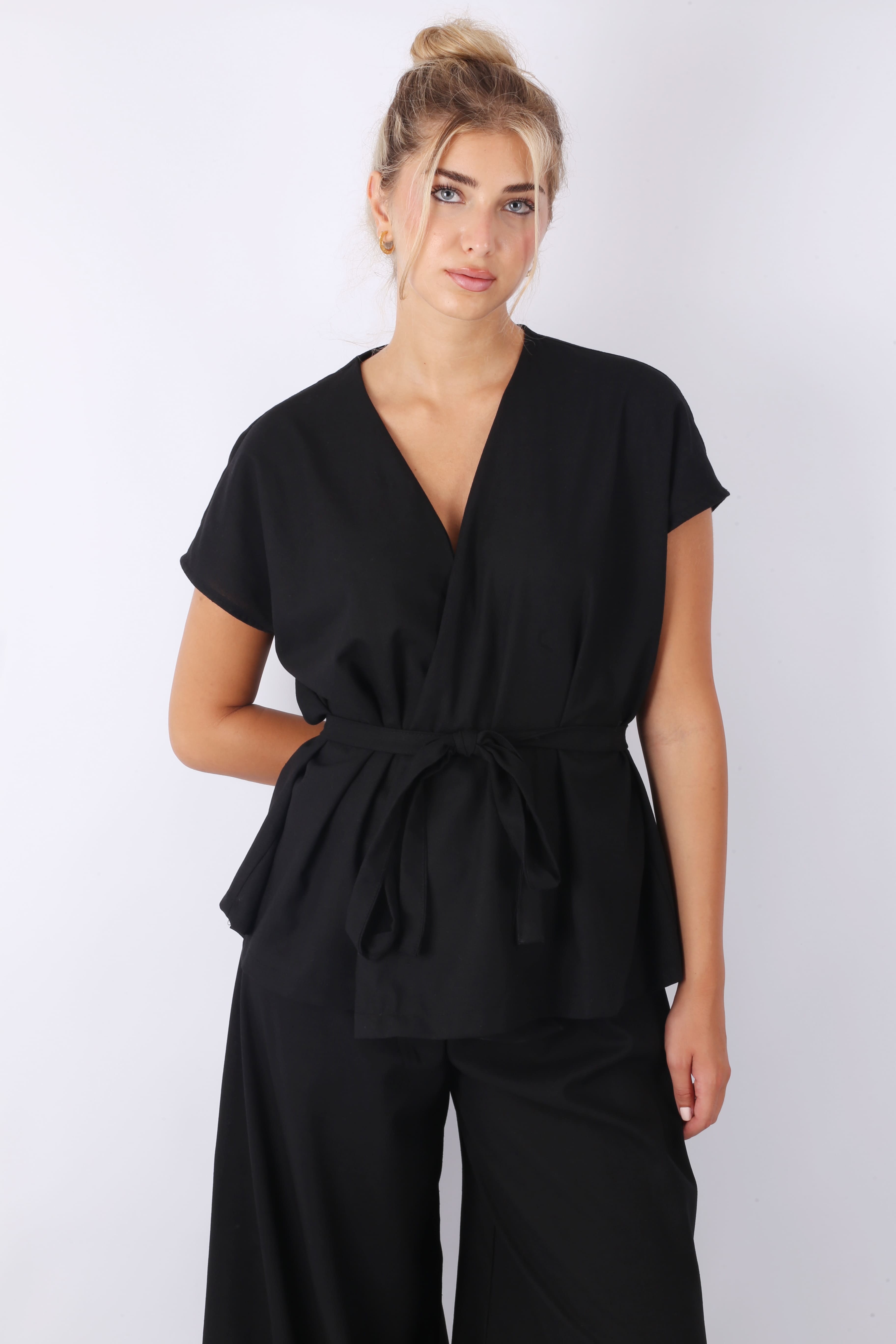 Lily Black Linen Set